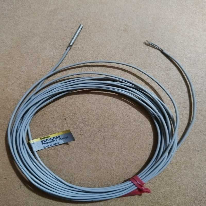 议~ E2C-CR5B  ，功能正常。