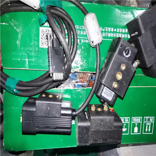 ZFX-SC10  ZFV-SR10 一起4个，3个~议价