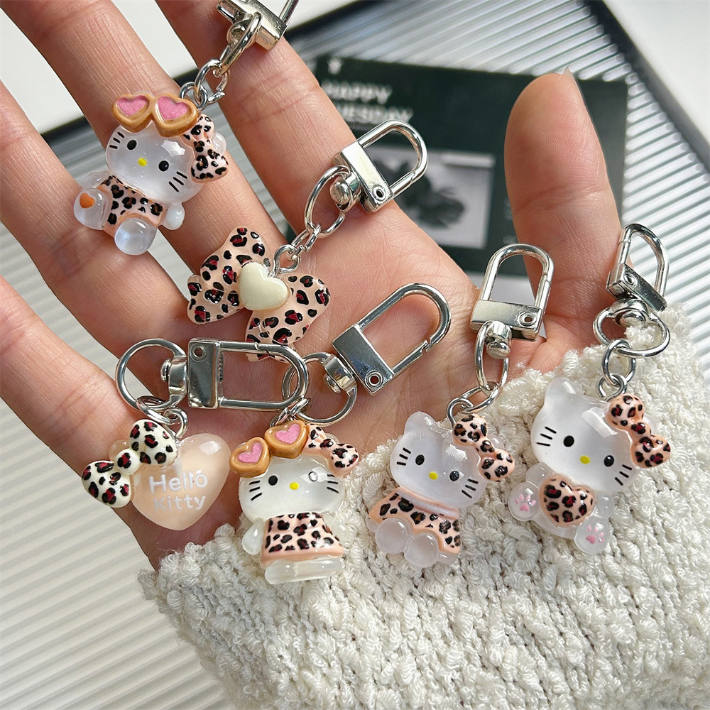 透色豹纹KT钥匙扣ins风银色书包挂件Hellokitty可爱卡通甜酷挂饰