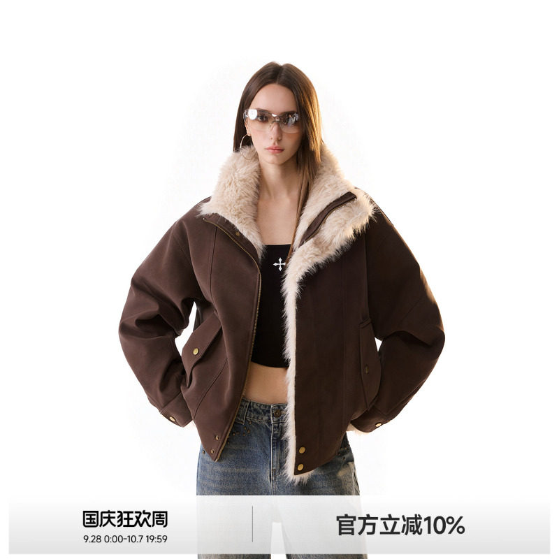 磨砂PU皮座山雕毛领外套女图片