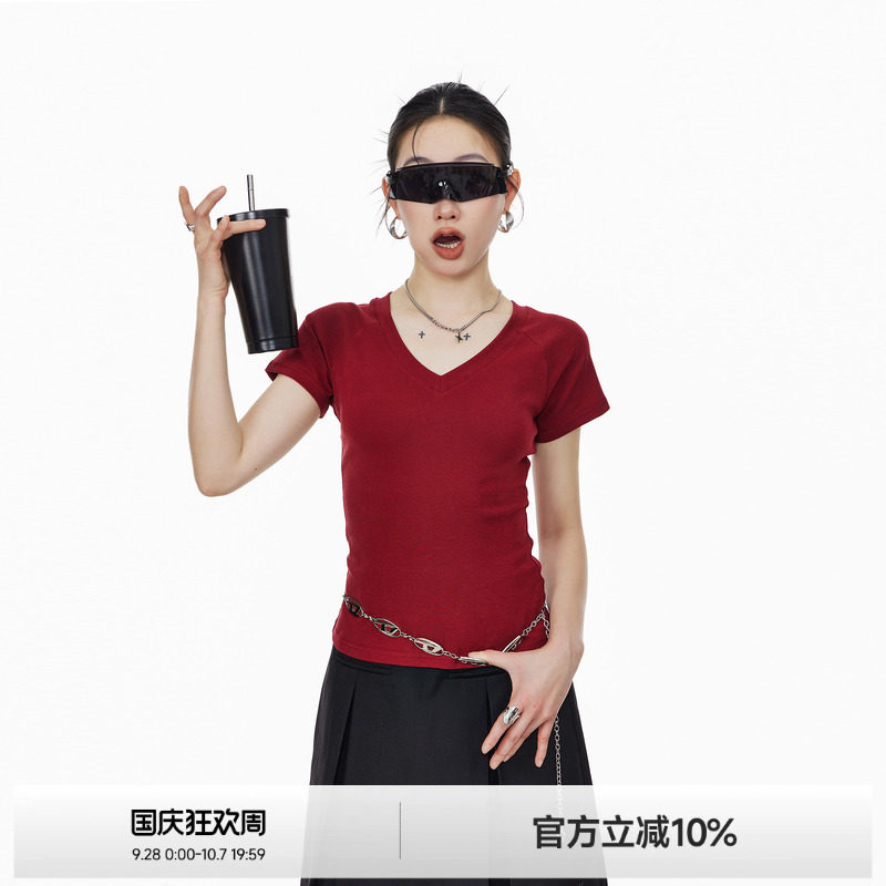 ICH MODE修身美式V领显瘦短袖T恤百搭复古纯色甜酷夏季打底上衣女图片