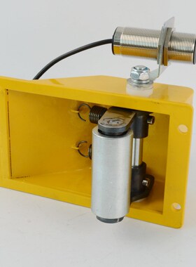 胶带提升机跑偏开关 TDP-1 非接触式铁壳提L升机防偏装置 WTDP-1