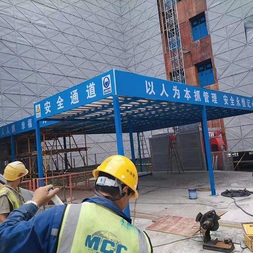 建筑组合式工地标准化施工安全通道防护棚L防砸棚成品安全通道厂