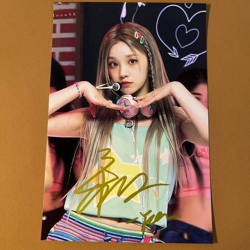 新款宋雨琦亲笔签名照 宋雨琦同款亲签周边小卡保真应援时尚礼物