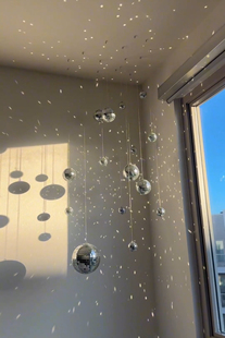 新款镜面镭射捕光手反光装饰客厅阳光反射玻璃球氛围感装饰球