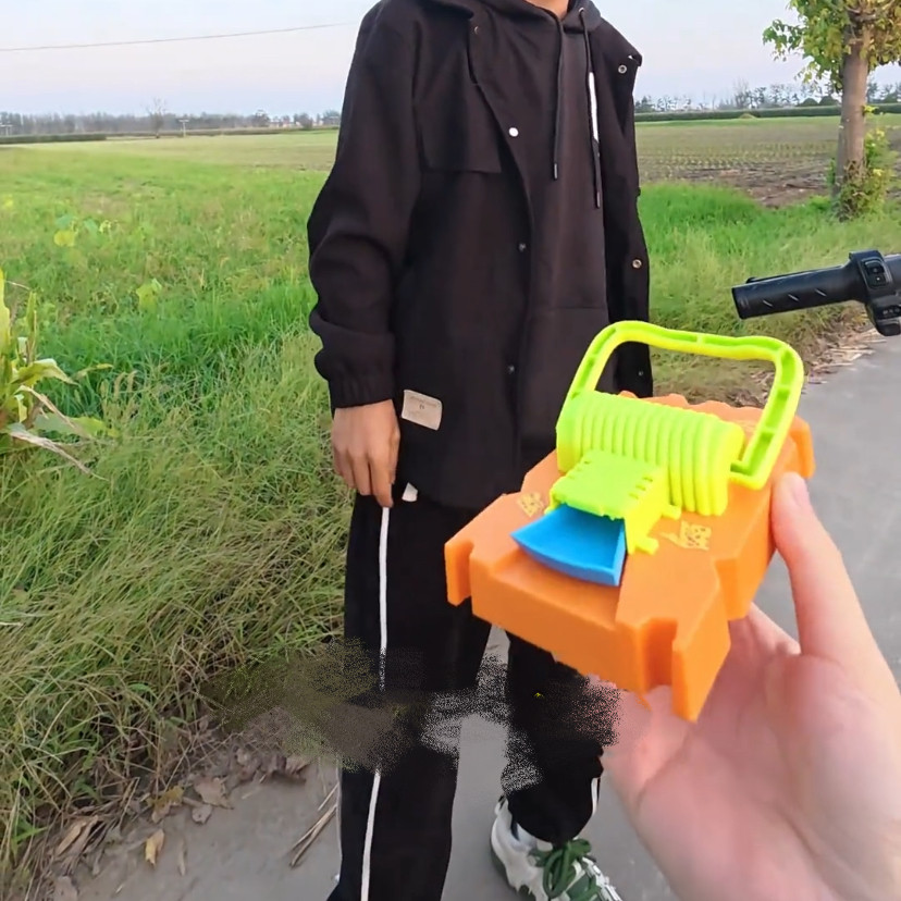 礼物夹手解压吓一跳搞怪桌游小玩具抖音同款老鼠夹整蛊恶搞愚人节