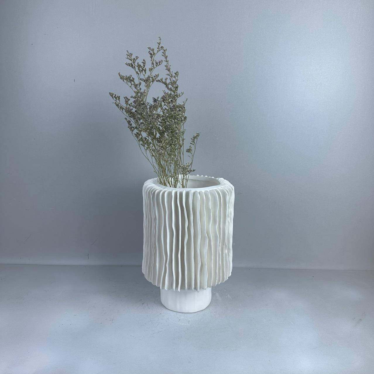 现代简约手工陶瓷电白色创意KGW花器家摆件艺术桌面居茶几酒店民