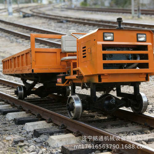 铁路维修轨道车内燃牵引线路养护工程车地铁工矿巡检抢修作业车
