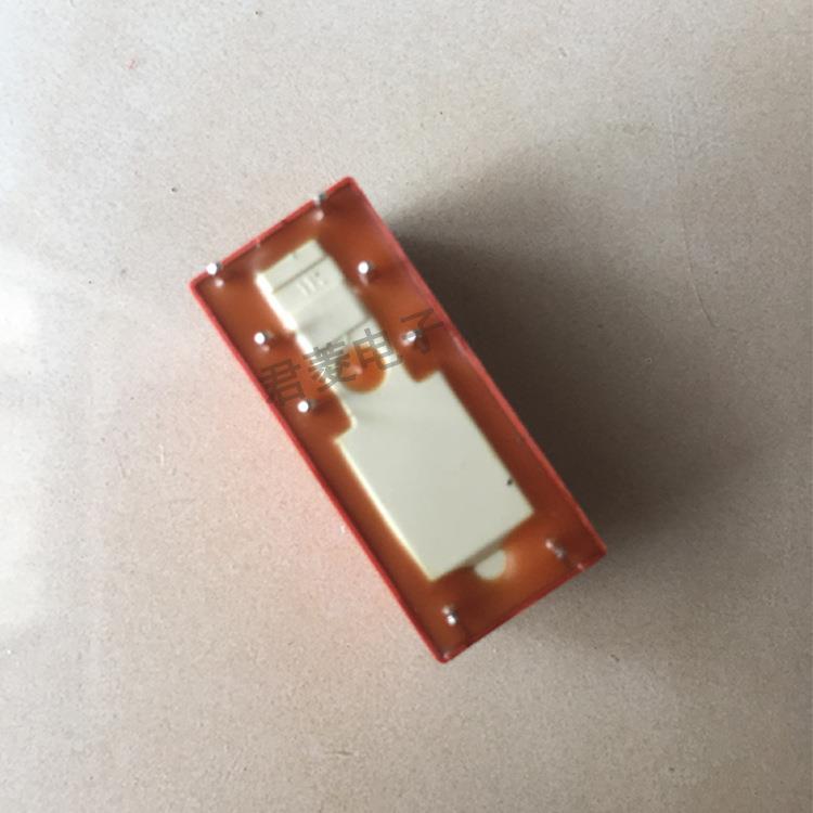 继电器底座PLC-BSC-12DC21-21配RTE24012原装