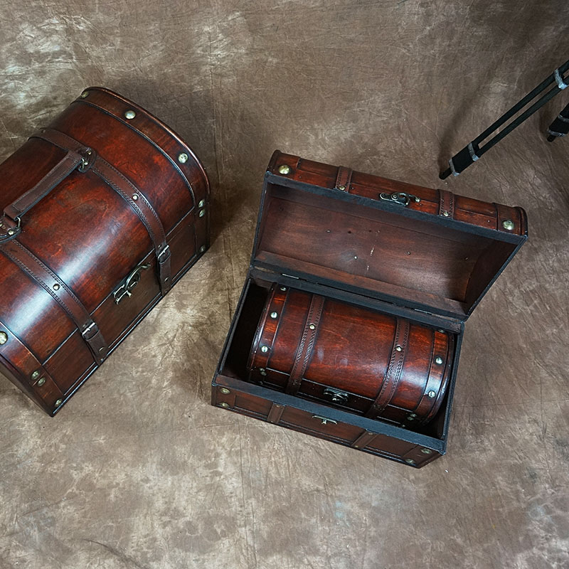 仿古宝箱带锁木箱中式仿红木箱子古典百宝箱家居收纳拍摄装饰道具