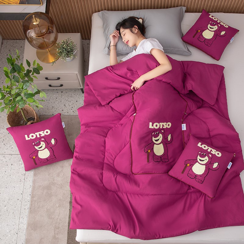 草莓熊抱枕被子春秋季午睡毯枕z头靠枕小被子办公室折叠毯二合一