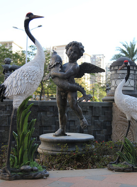 户外仿真仙鹤摆件假山水池鱼池造景丹顶鹤装饰玻璃钢雕塑花园庭院