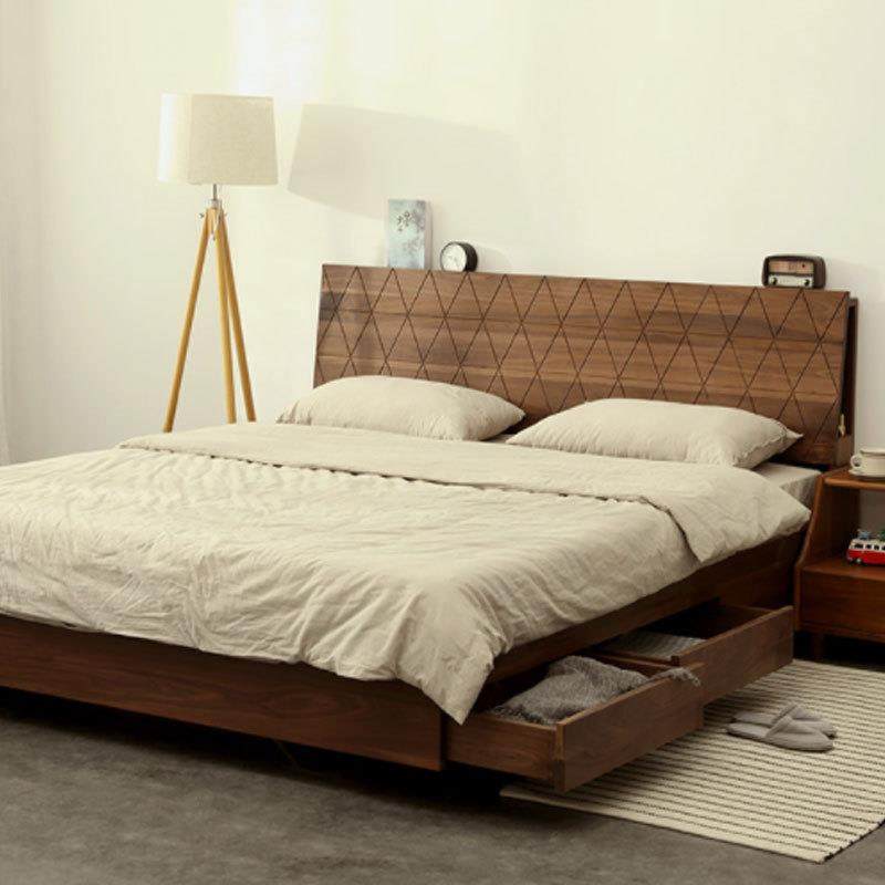 北欧全实木黑胡桃木悬浮床高箱轻奢型储物气压复古式抽屉形双人床