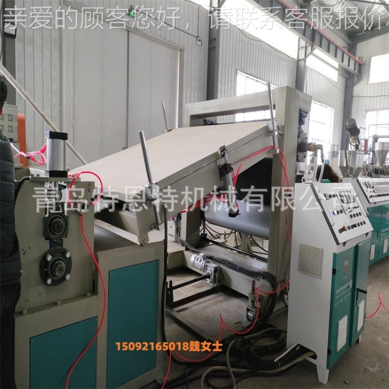 棒球帽塑料帽盖生产设备帽芯挤 出产机械提供支配生888方技术持