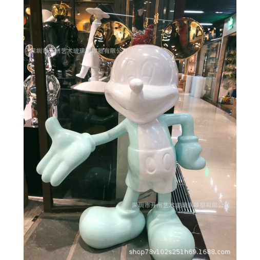 玻璃钢雕塑厂家制作树脂米琪大型艺术品美陈摆设落地卡通公仔模型