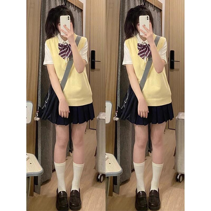 JK制服马甲背心早秋学院风纯色v领袖内搭黄色套头毛衣针织衫女