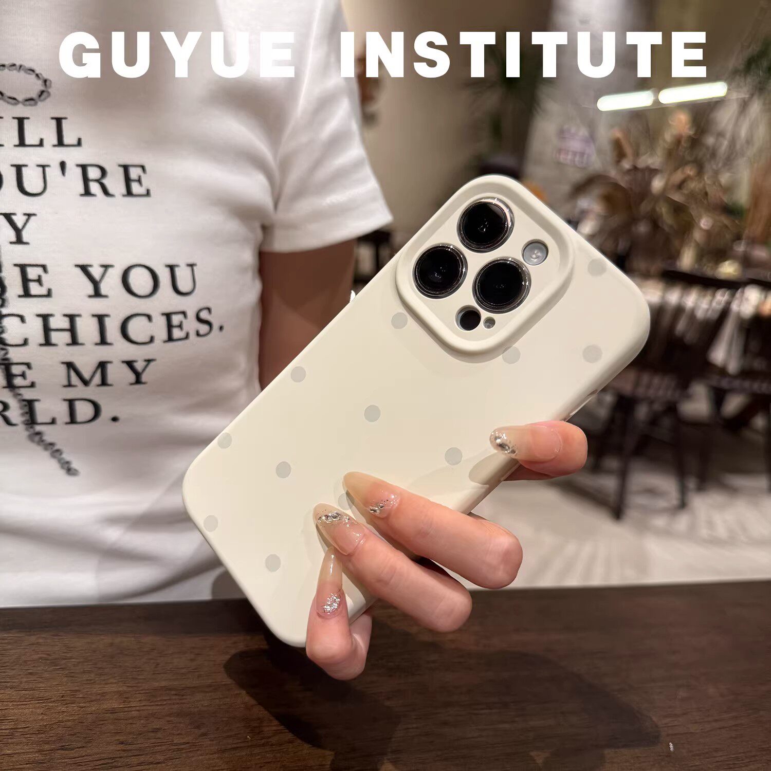 软糯液态硅胶波点手机壳适用于苹果17手机壳适用iphone15p