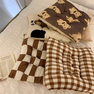 复古秋冬加厚坐垫毛茸茸卡通椅垫凳子垫办公室座垫宿舍防冻屁股垫