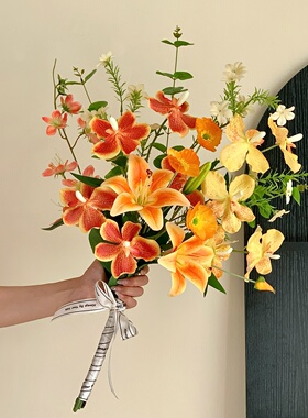橙色系仿真花百合高枝装饰花花束假花绢花客厅摆设摆件手捧花拍照