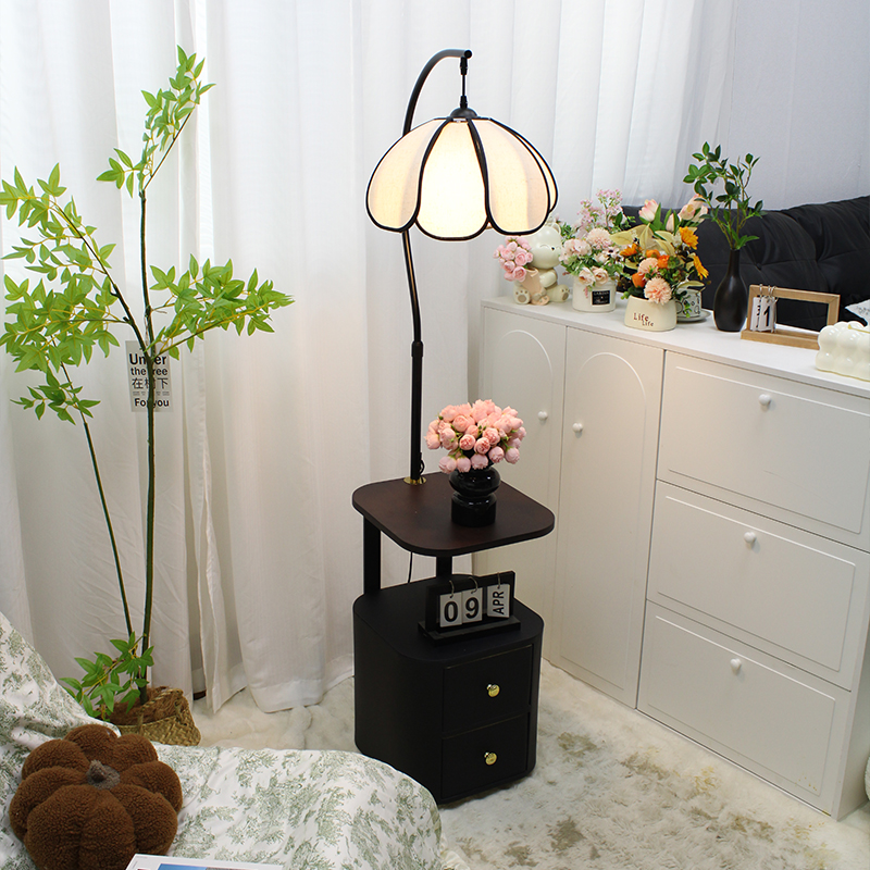 中古风落地灯置物架台灯一体