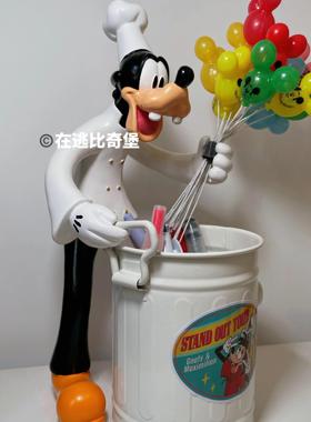 在逃比奇堡高飞狗厨师收纳桶笔筒化妆刷筷子家居多功能卡通摆件