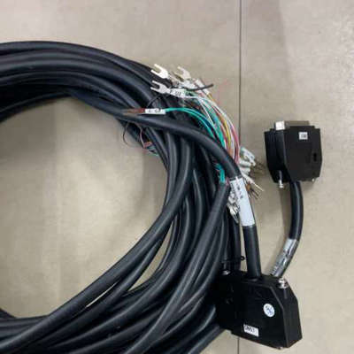 议价原厂广数980TDC输入输IO线，5米