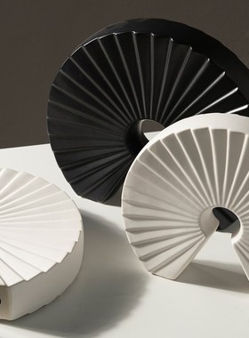 抽象黑白扇形艺术陶瓷工艺品样板间酒柜H玄关摆件办公室客厅电视