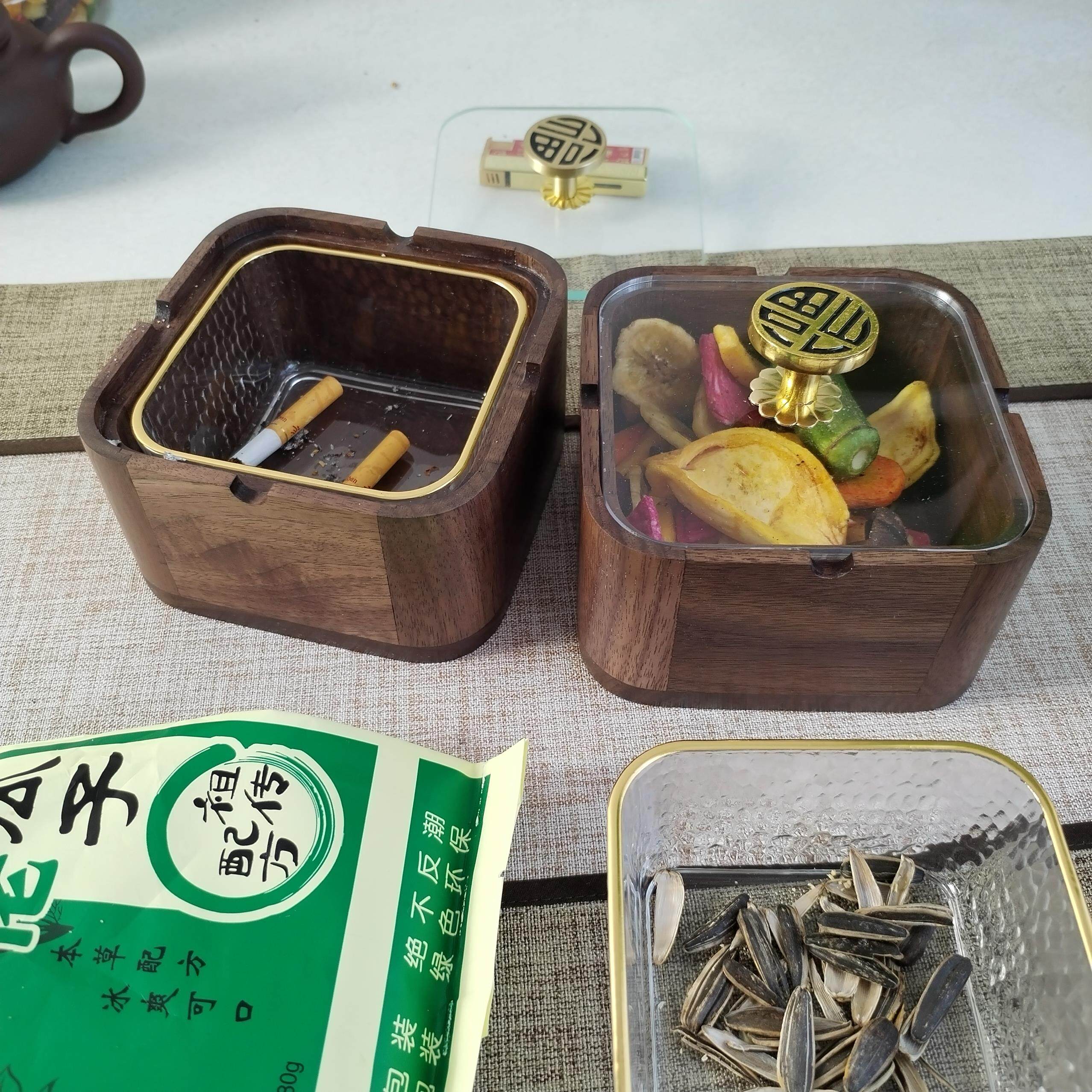 胡桃木烟灰缸家用客厅带盖防飞灰高端大气上档次高端办公室