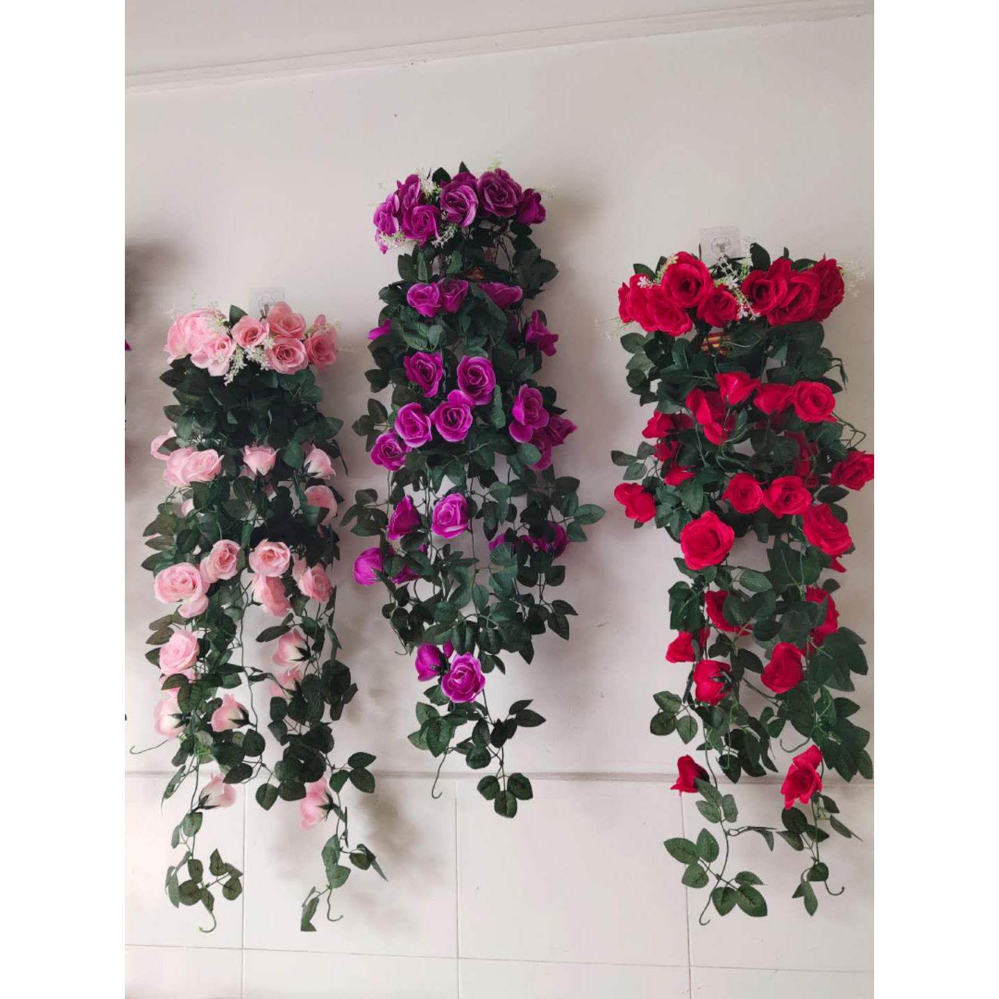 仿真玫瑰花藤条壁挂花篮假花吊兰装饰花植物藤蔓室内墙壁花