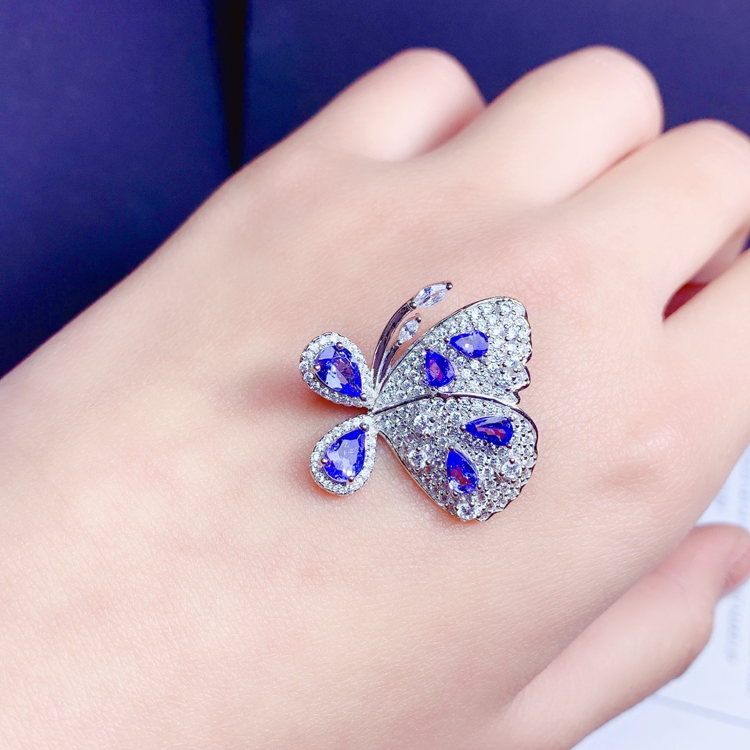 重工天然坦桑石全净体电光蓝胸针