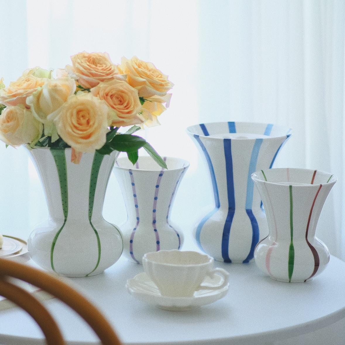 菜菜的陶瓷杂货 平替版kah* 手绘花瓶带藕片插板