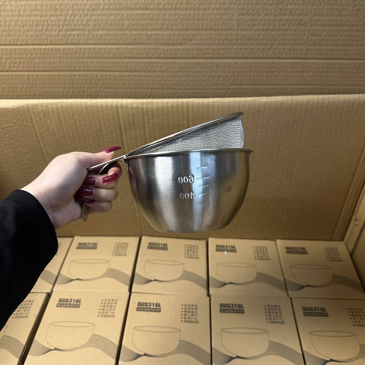 18/8不锈钢沙拉料理盆带刻度迷你水果沥水篮打蛋碗淘米沥水盆碗,餐饮具,洗菜盆/沥水篮/漏水筛,淘宝优惠券,粉丝福利购,淘宝优惠卷