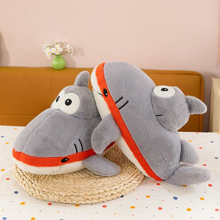 跨境新款芙芙鲨鱼船长毛绒玩具抱枕鲨鱼公仔海洋儿童礼物床头靠枕