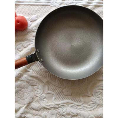 中式郏县铸铁煎锅包子加厚平底锅小号无涂层健康电磁灶商用木手柄