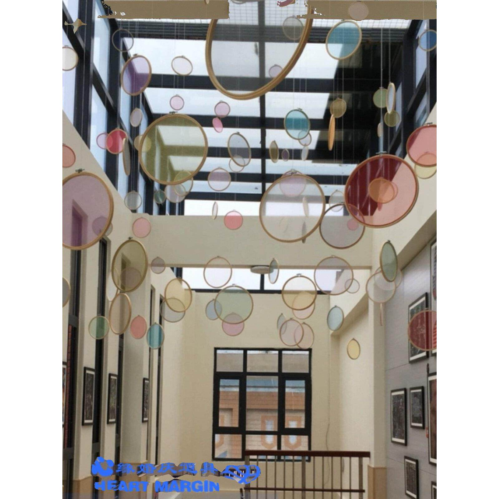 手工圆盘吊饰美陈装饰商场绣绷彩色纱挂饰橱窗幼儿园环创婚礼布置