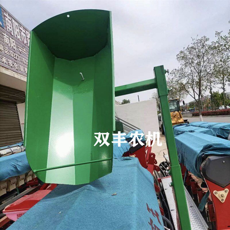 化肥上料机 新款液压播种机倒肥器 农用旋耕机自动上肥神器