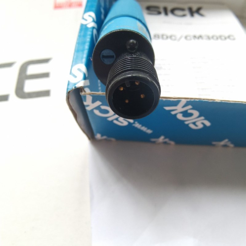 电容式 b接近开关 CM18-12NPP-EC1