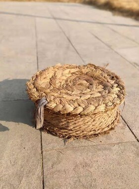 民俗老物件老风车木犁旧木耙老木桶盆簸箕簸箩老风箱木斗农耕农具