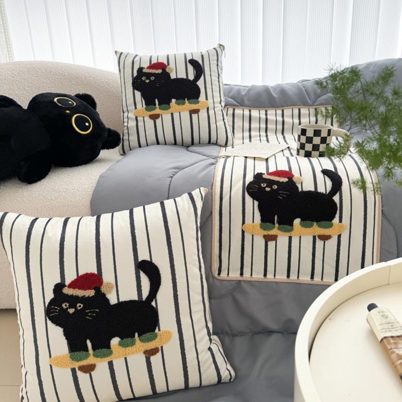 卡通抱枕被子两用车载靠垫办公室午睡毯子二合一四季通用空调被夏