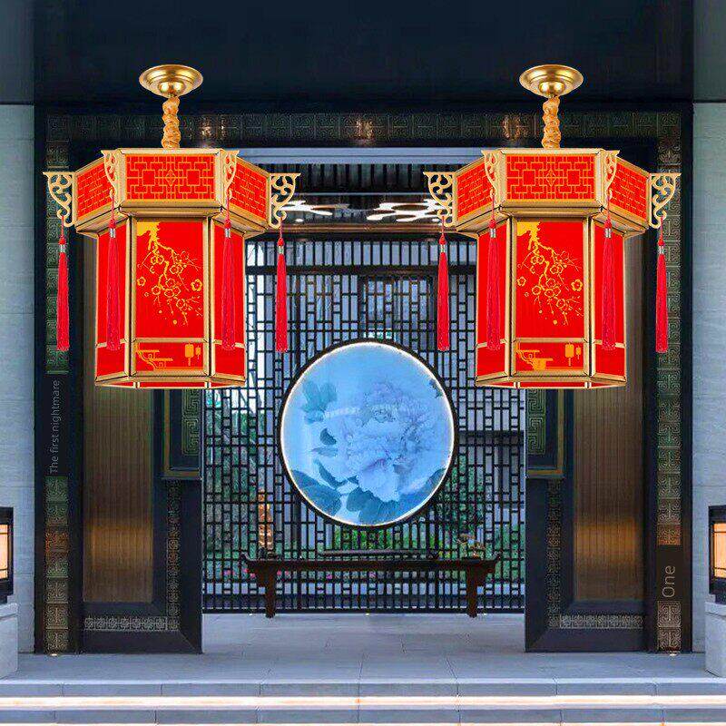 2025新型太阳能全铜婚礼红色吊灯中式阳台门防水防晒小灯笼