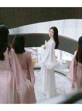 伴娘礼服女新娘高端羽毛礼服闺蜜组中国白色礼服小众结婚礼睡衣