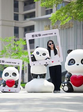 玻璃纤维卡通熊猫雕塑风景区社区网红打卡兔子商场幼儿园装饰摆饰