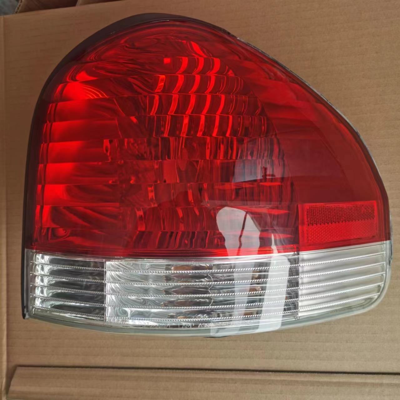 适配华泰圣达菲后尾灯 圣达菲尾灯罩后尾灯总成刹车灯后尾灯壳配