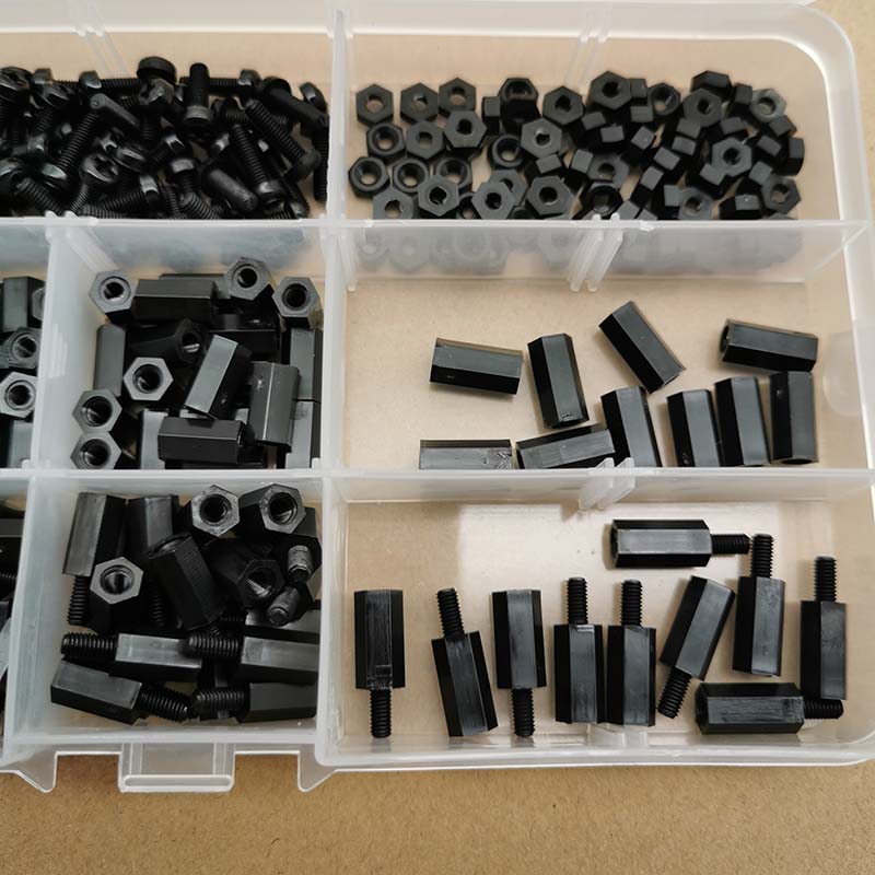 300pcs盒装黑色塑料尼龙螺丝螺母六角阴阳单通隔离柱组合M3绝缘