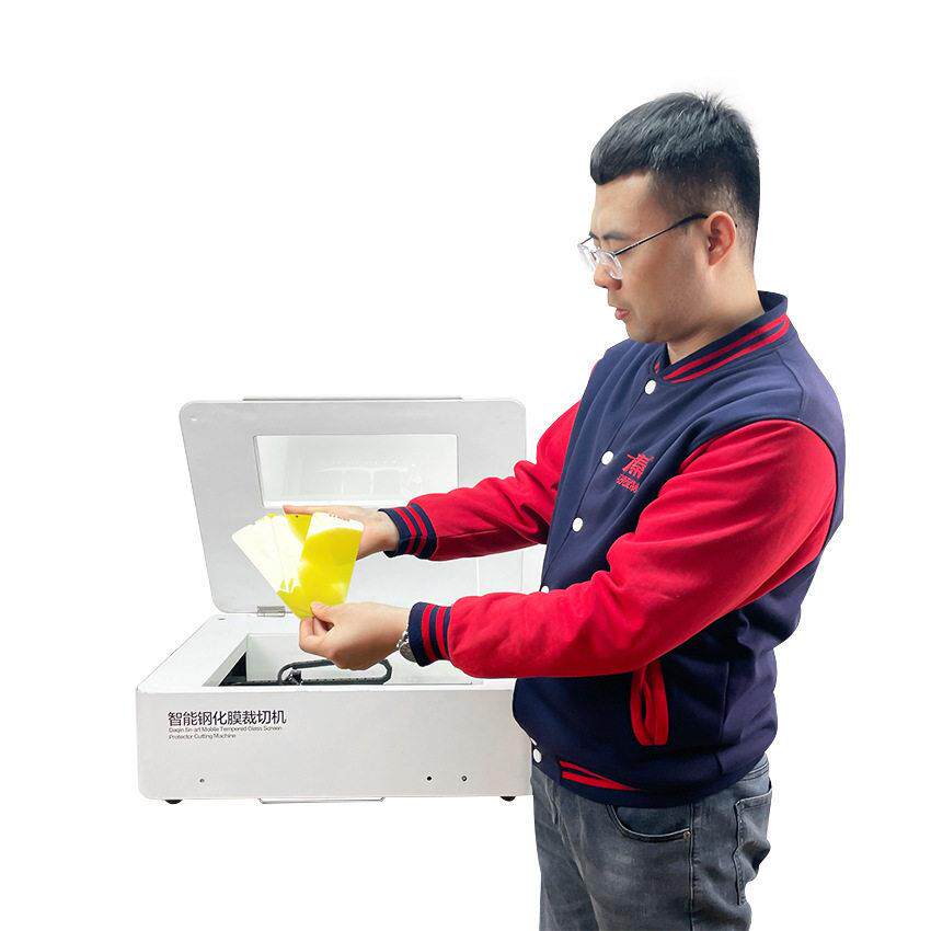 大秦9h钢化玻璃保护器TPU材料智能手表平板汽车显示车载保护器