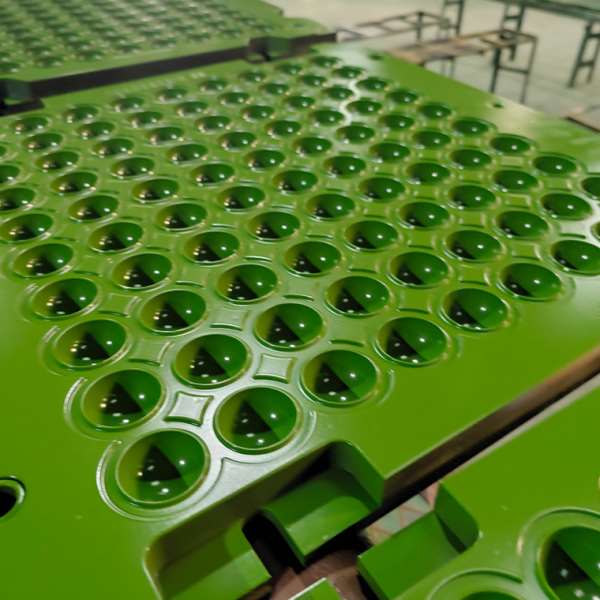 厂家特氟龙喷涂体育用品铁氟龙喷涂加工不锈钢模具滚筒喷漆加工