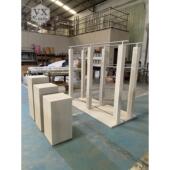 服装 袋展示桌不锈钢侧衣架 商店展示架石灰华岛地板架采购商商店鞋