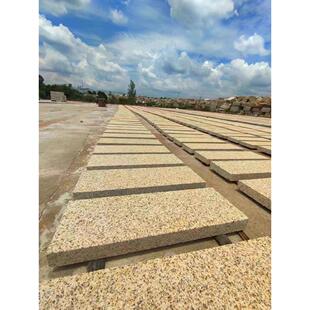 花岗岩黄锈石芝麻灰白黑荔枝面路沿石火烧板广场别墅外墙干挂石材