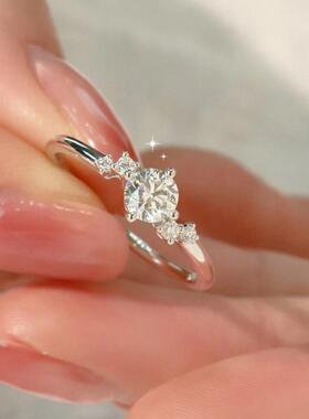 纯银莫桑石钻戒50分一克拉情侣订婚求结婚仿真钻戒指活口婚礼