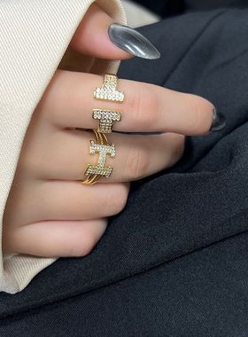 爆卖 镶钻字母H双T时尚戒指韩版小香风清新设计感冷淡风开口指环